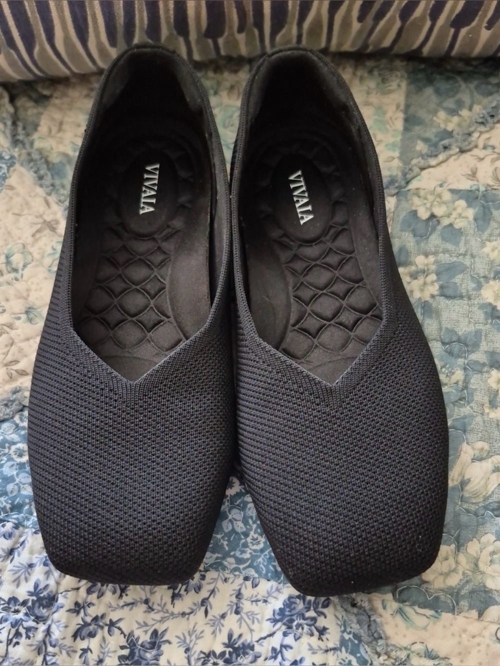 Vivaia Black Margot Square Toe Flats